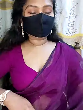 Idhika Paul online show from February 13, 11:58 pm