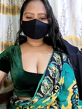 Idhika Paul online show from February 15, 2:00 pm