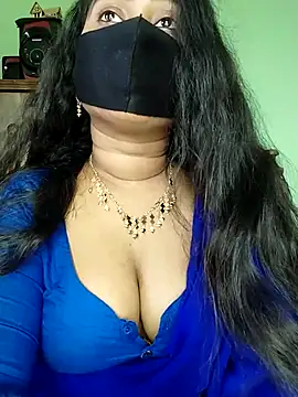 Idhika Paul online show from February 21, 7:23 am