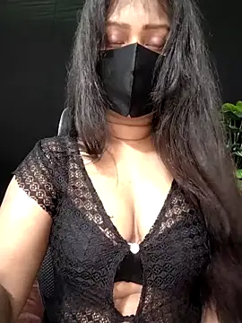 Idhika Paul online show from September 30, 5:45 am