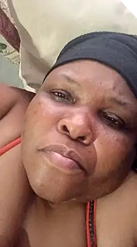 Snapshot of HOTSUGARX5 chatting on December 15, 6:29 am HOTSUGARX5 online show from December 15, 6:29 am