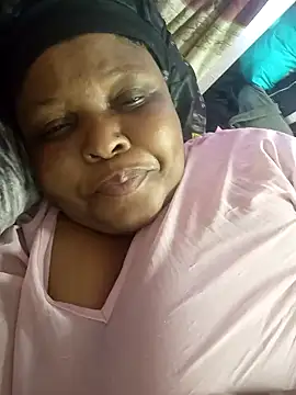 Snapshot of HOTSUGARX5 chatting on January 4, 6:30 am HOTSUGARX5 online show from January 4, 6:30 am