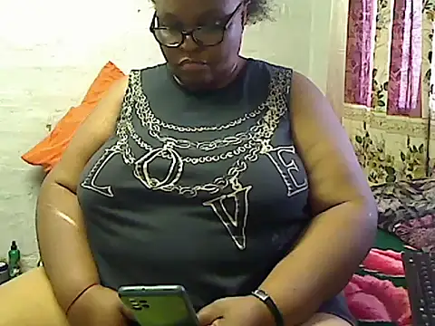 Snapshot of HOTSUGARX5 chatting on January 27, 5:36 am HOTSUGARX5 online show from January 27, 5:36 am