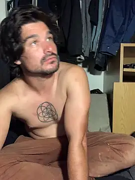 Snapshot of yourdirtysecret_23 chatting on October 26, 3:01 am yourdirtysecret 23 online show from October 26, 3:01 am