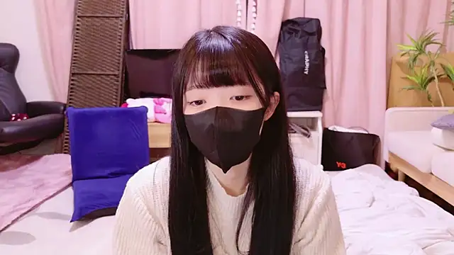 Snapshot of irohani_usagi chatting on October 27, 11:03 am irohani usagi online show from October 27, 11:03 am