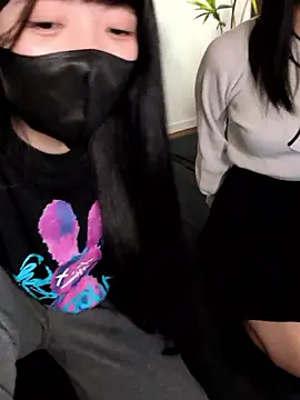 Snapshot of irohani_usagi chatting on November 30, 10:52 am irohani usagi online show from November 30, 10:52 am