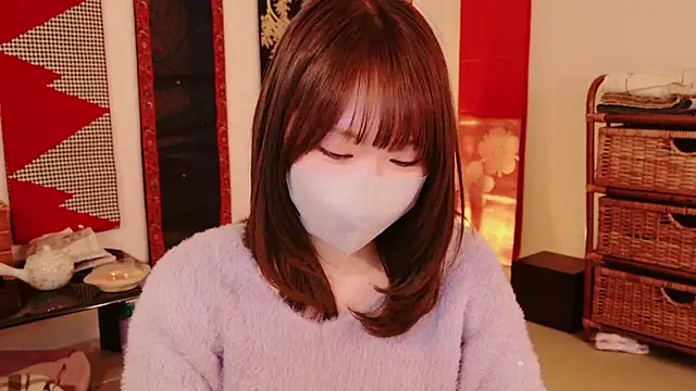 Snapshot of Yui-Ch chatting on January 8, 1:20 pm Yui-Ch online show from January 8, 1:20 pm