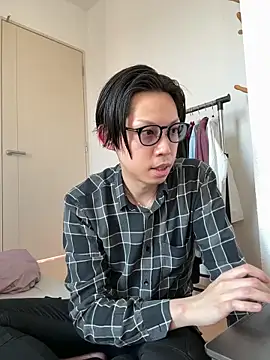 Snapshot of -mirai- chatting on March 21, 7:22 am -mirai- online show from March 21, 7:22 am