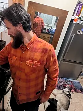 Snapshot of Armyexhibitionistvet chatting on November 1, 4:14 am Armyexhibitionistvet online show from November 1, 4:14 am