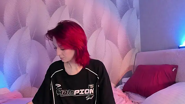 Snapshot of CrystalRey chatting on March 2, 4:50 am CrystalRey online show from March 2, 4:50 am