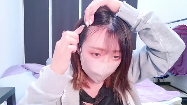 Snapshot of ayu_yu_xo chatting on January 27, 2:57 pm ayu yu xo online show from January 27, 2:57 pm