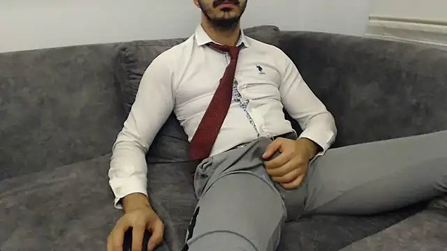 Naughtb0y online show from July 10, 10:45 pm