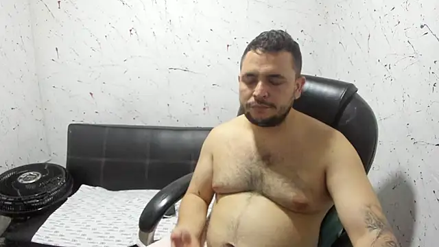 Snapshot of _ace_ventura chatting on October 27, 4:05 am ace ventura online show from October 27, 4:05 am