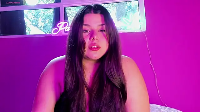 Snapshot of Putipaula3 chatting on December 3, 8:07 pm Putipaula3 online show from December 3, 8:07 pm