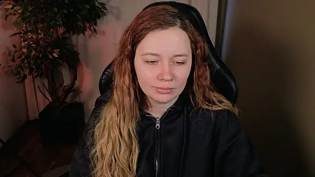 carolina elf online show from March 16, 5:24 am