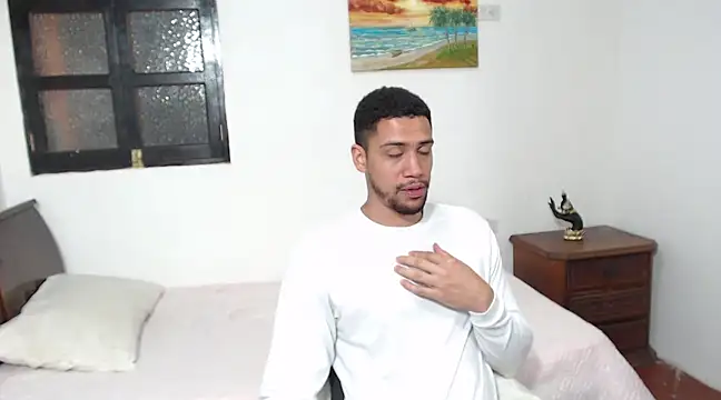 Snapshot of Jhors__Collens chatting on February 13, 4:43 am Jhors Collens online show from February 13, 4:43 am