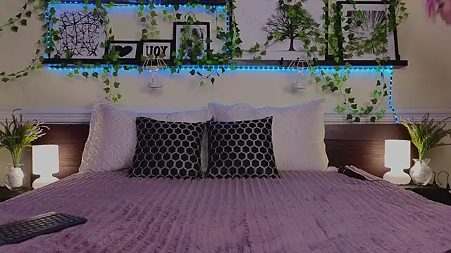 Snapshot of Katya_Zaitseva chatting on February 27, 8:09 pm Katya Zaitseva online show from February 27, 8:09 pm