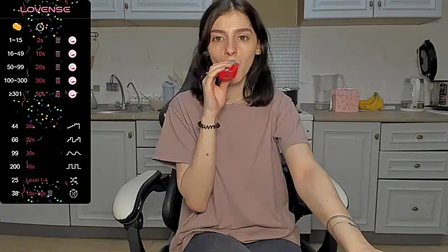 broosnica1 online show from February 12, 1:27 pm