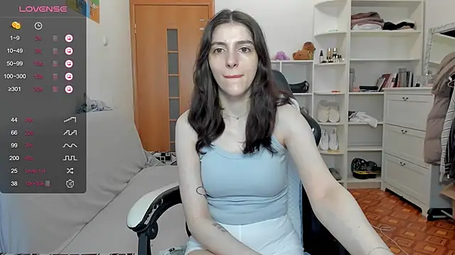 broosnica1 online show from May 2, 8:30 am