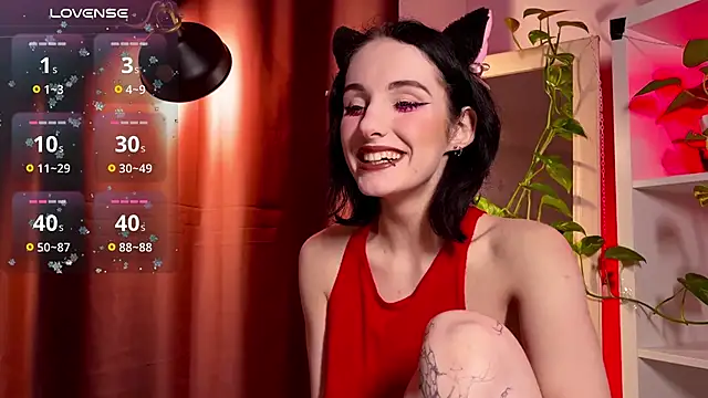 Snapshot of Alice_Succuby chatting on January 31, 7:40 pm Alice Succuby online show from January 31, 7:40 pm