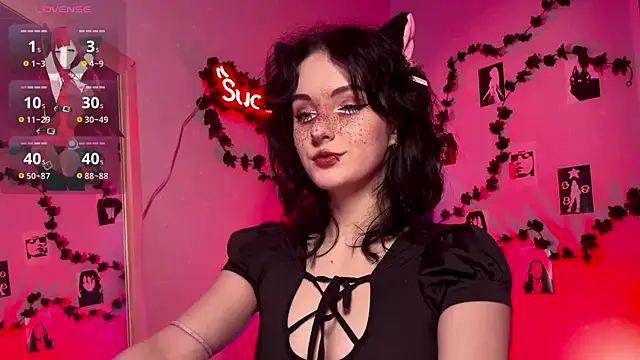 Alice Succuby online show from March 11, 6:25 pm