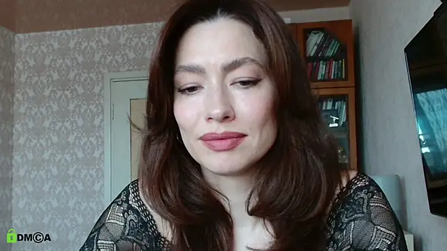 alicia spicy online show from May 6, 4:30 am