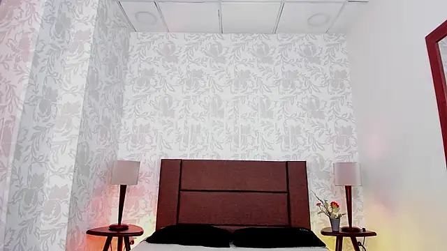 xenia golden online show from December 3, 2:15 pm