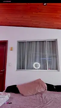Snapshot of xenia_golden chatting on July 6, 3:14 pm xenia golden online show from July 6, 3:14 pm