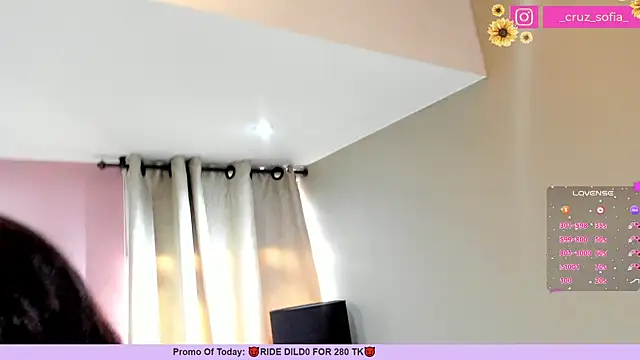 Snapshot of _AlejaCruz_ chatting on February 1, 3:50 pm AlejaCruz online show from February 1, 3:50 pm
