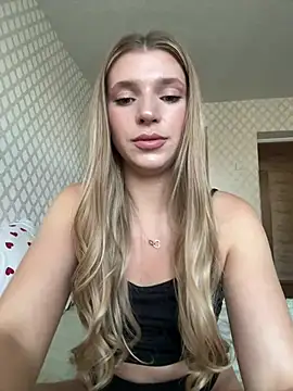 adel secret online show from August 1, 11:20 am