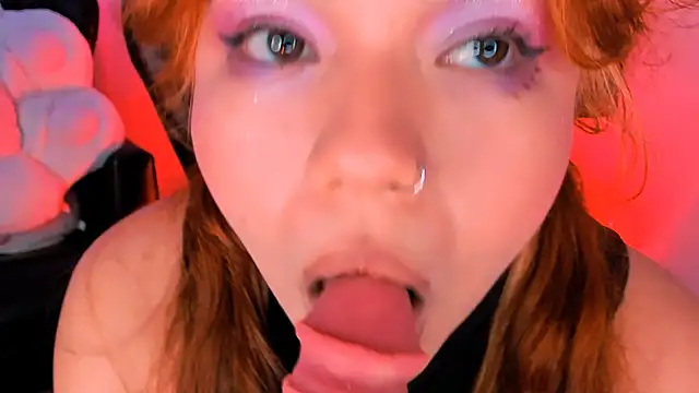 Samanta cutee online show from February 17, 2:37 pm