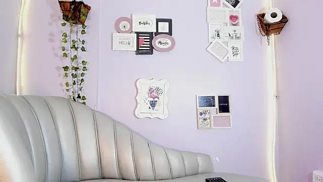 Snapshot of Alice_simpson1 chatting on February 27, 5:58 pm Alice simpson1 online show from February 27, 5:58 pm