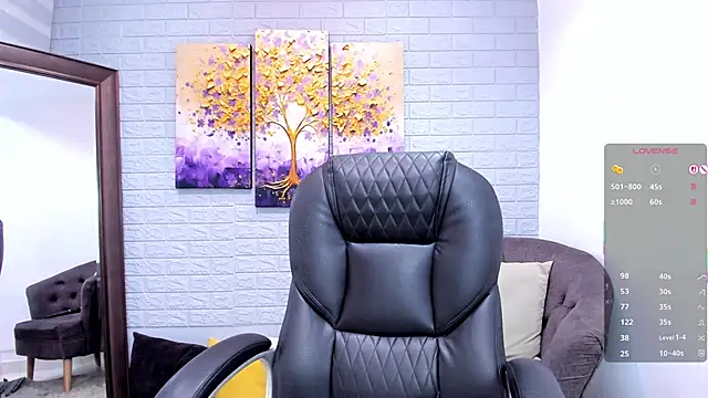  LaraMom  online show from June 2, 7:38 pm