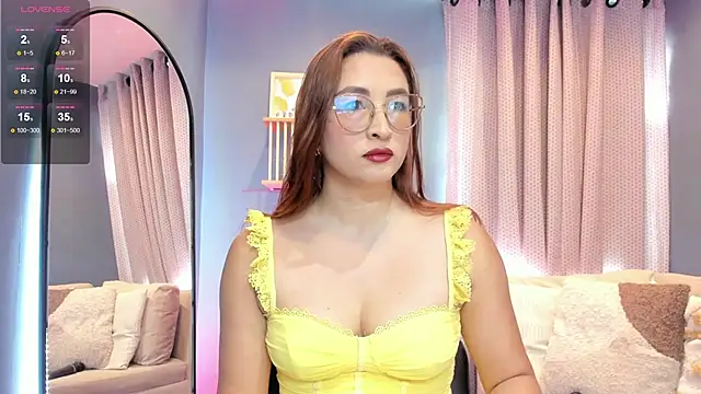  LaraMom  online show from June 9, 7:36 pm