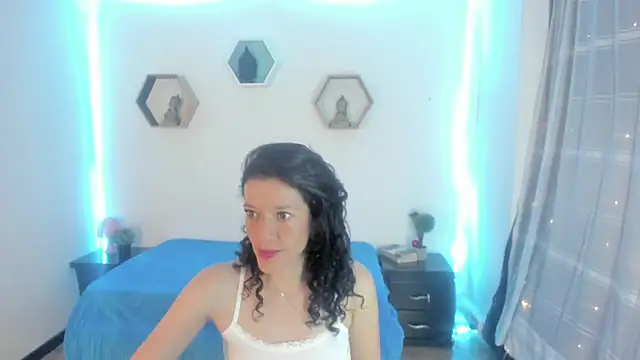 Snapshot of Paloma_victory chatting on January 8, 7:56 pm Paloma victory online show from January 8, 7:56 pm