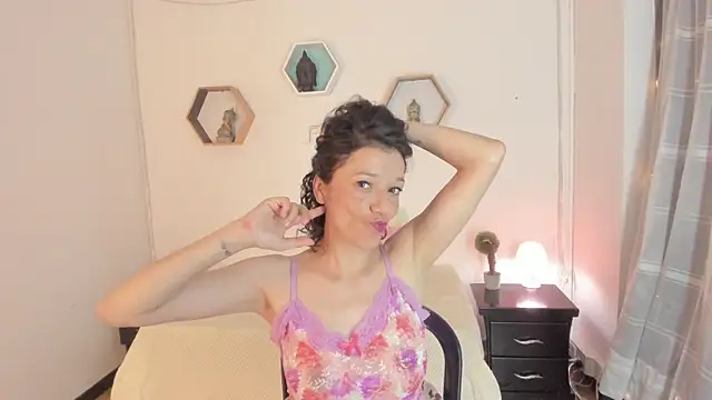 Snapshot of Paloma_victory chatting on February 15, 9:15 pm Paloma victory online show from February 15, 9:15 pm