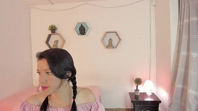 Snapshot of Paloma_victory chatting on March 9, 12:21 am Paloma victory online show from March 9, 12:21 am