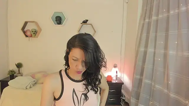 Snapshot of Paloma_victory chatting on October 26, 7:09 pm Paloma victory online show from October 26, 7:09 pm