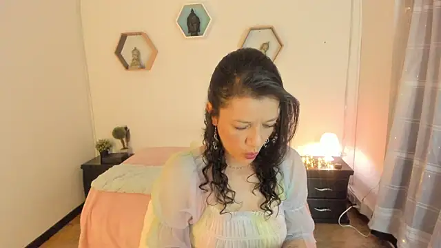 Snapshot of Paloma_victory chatting on November 25, 8:31 pm Paloma victory online show from November 25, 8:31 pm