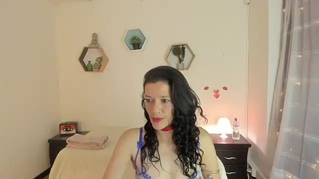 Snapshot of Paloma_victory chatting on July 4, 8:26 pm Paloma victory online show from July 4, 8:26 pm