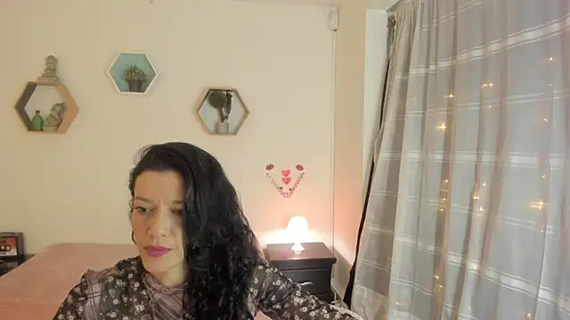 Snapshot of Paloma_victory chatting on August 1, 5:12 pm Paloma victory online show from August 1, 5:12 pm