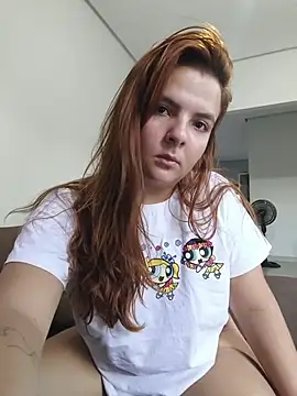 Snapshot of Bruninha_Hot10 chatting on May 29, 8:29 pm Bruninha Hot10 online show from May 29, 8:29 pm
