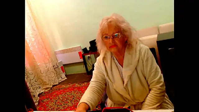 Natali7634 online show from October 21, 6:36 am