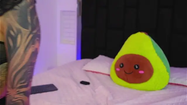 Marianamonroe  online show from February 17, 7:09 pm