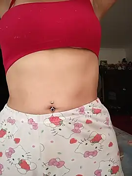 tiffani  love online show from July 9, 4:11 pm