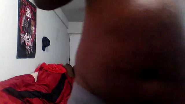 Snapshot of bigdick5157 chatting on November 1, 6:04 am bigdick5157 online show from November 1, 6:04 am