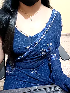 Snapshot of Nithya_05 chatting on September 20, 5:14 pm Nithya 05 online show from September 20, 5:14 pm