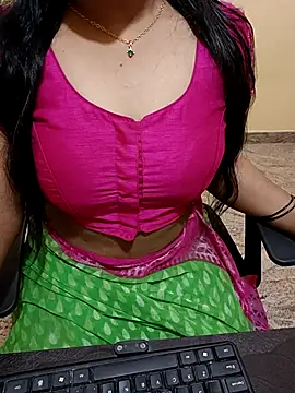 Snapshot of Nithya_05 chatting on September 25, 5:55 am Nithya 05 online show from September 25, 5:55 am