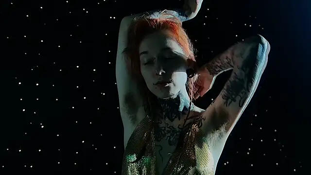 Snapshot of Littlespacemouse chatting on February 8, 4:47 am Littlespacemouse online show from February 8, 4:47 am