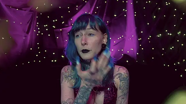 Snapshot of Littlespacemouse chatting on November 5, 1:00 pm Littlespacemouse online show from November 5, 1:00 pm